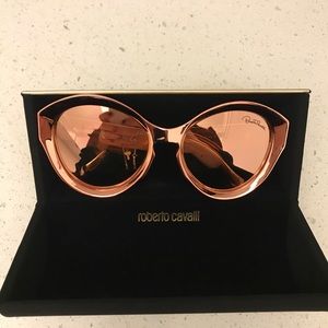 Roberto Cavalli Sunglasses Spring Summer 18 NWT